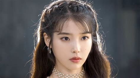 The Ending Of Hotel Del Luna Explained .